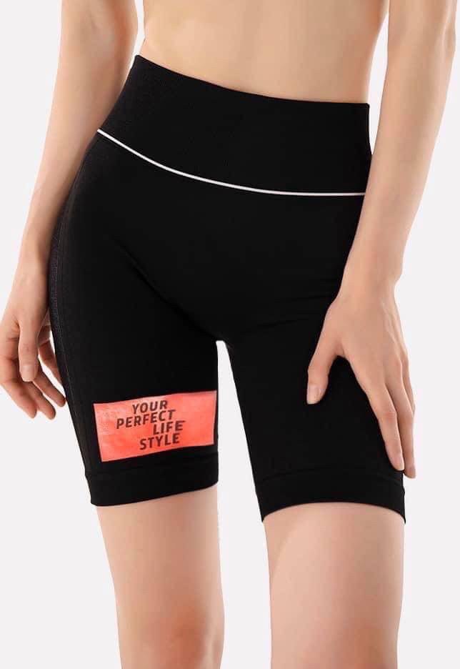 ?YPL 柯基翹臀短褲?