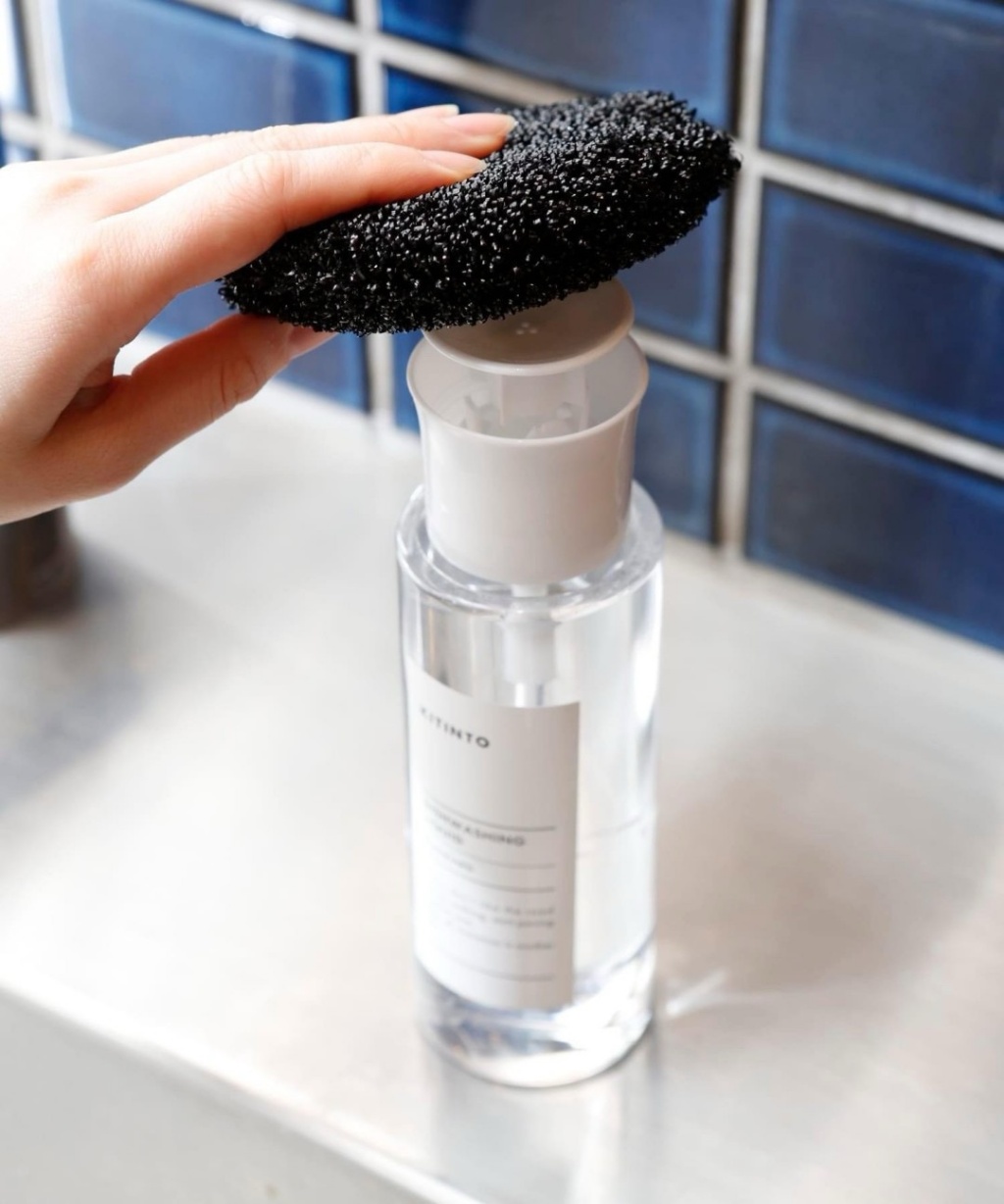 日本??生活雜貨品牌 按壓式洗碗精瓶300ml