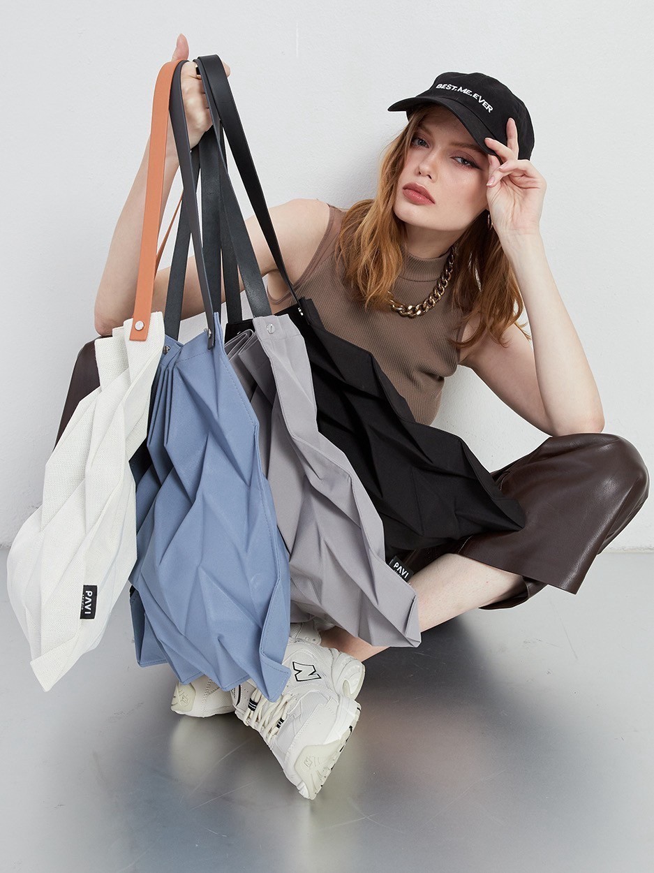 泰版三宅一生 Pavi Studio 文青摺疊托特包-Pleat系列