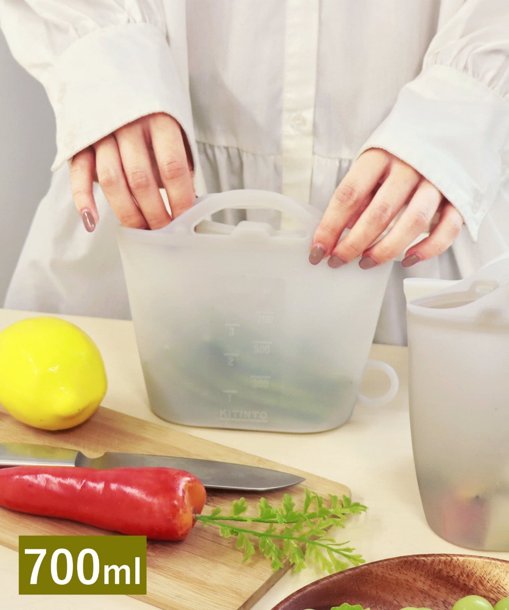 日本??KITINTO 矽膠食物收納袋 700ml