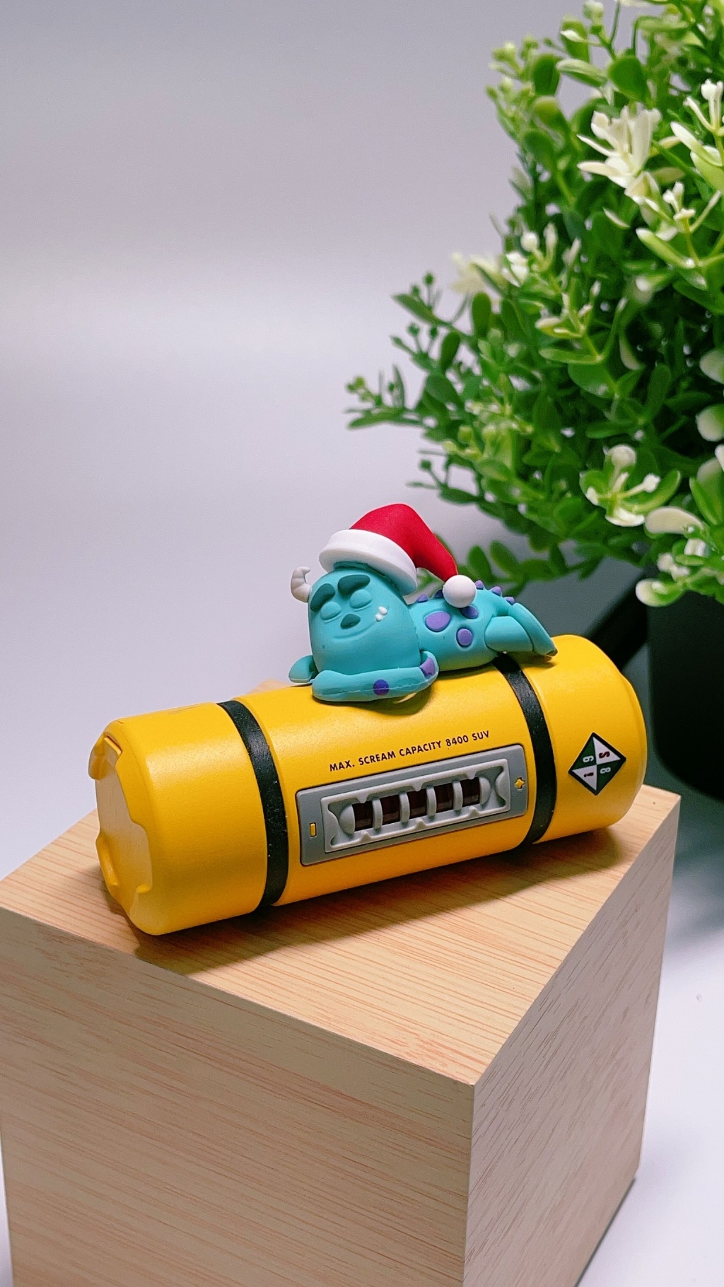 ?聖誕版?毛怪口袋電源