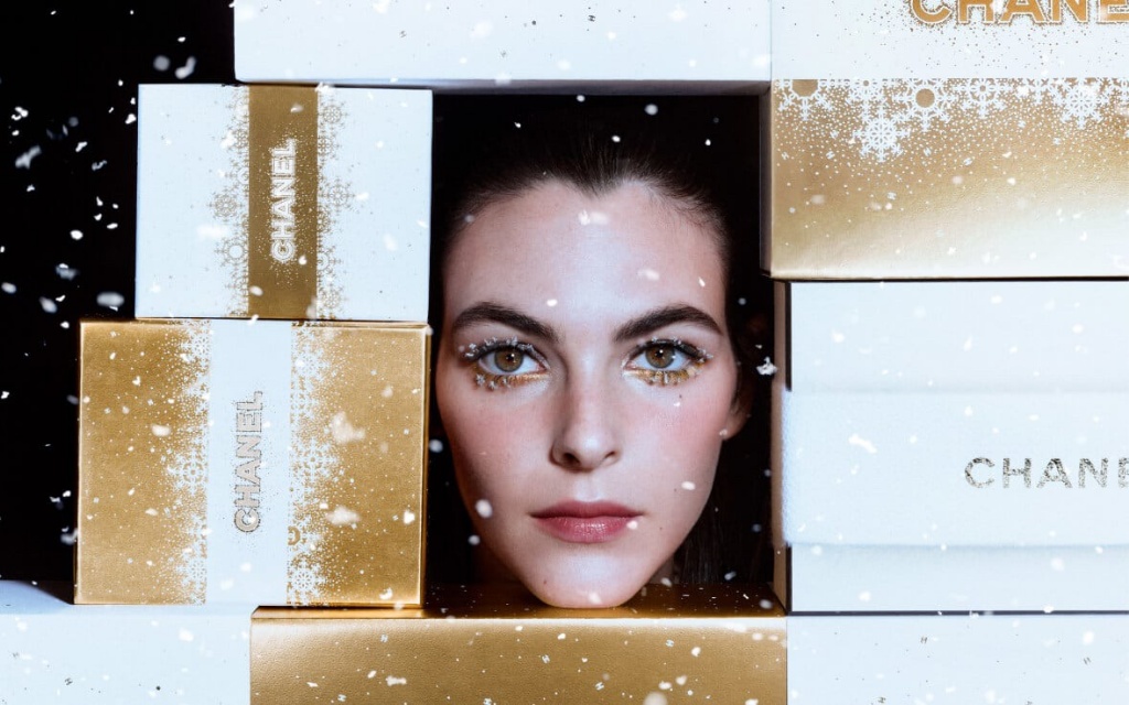 CHANEL香奈兒COCO持色潤唇膏 3g 白管 唇膏