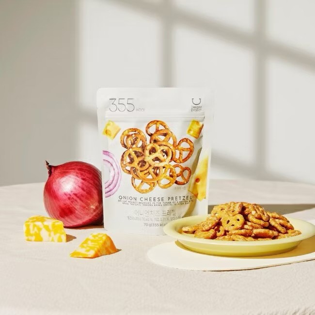 韓國?? Olive Young Delight Project 蝴蝶椒鹽捲餅