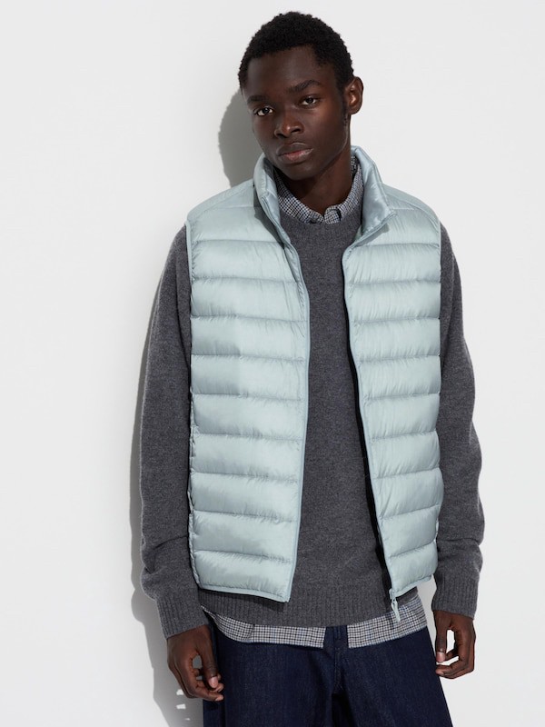 日本 UNIQLO 男款超輕量羽絨背心472294