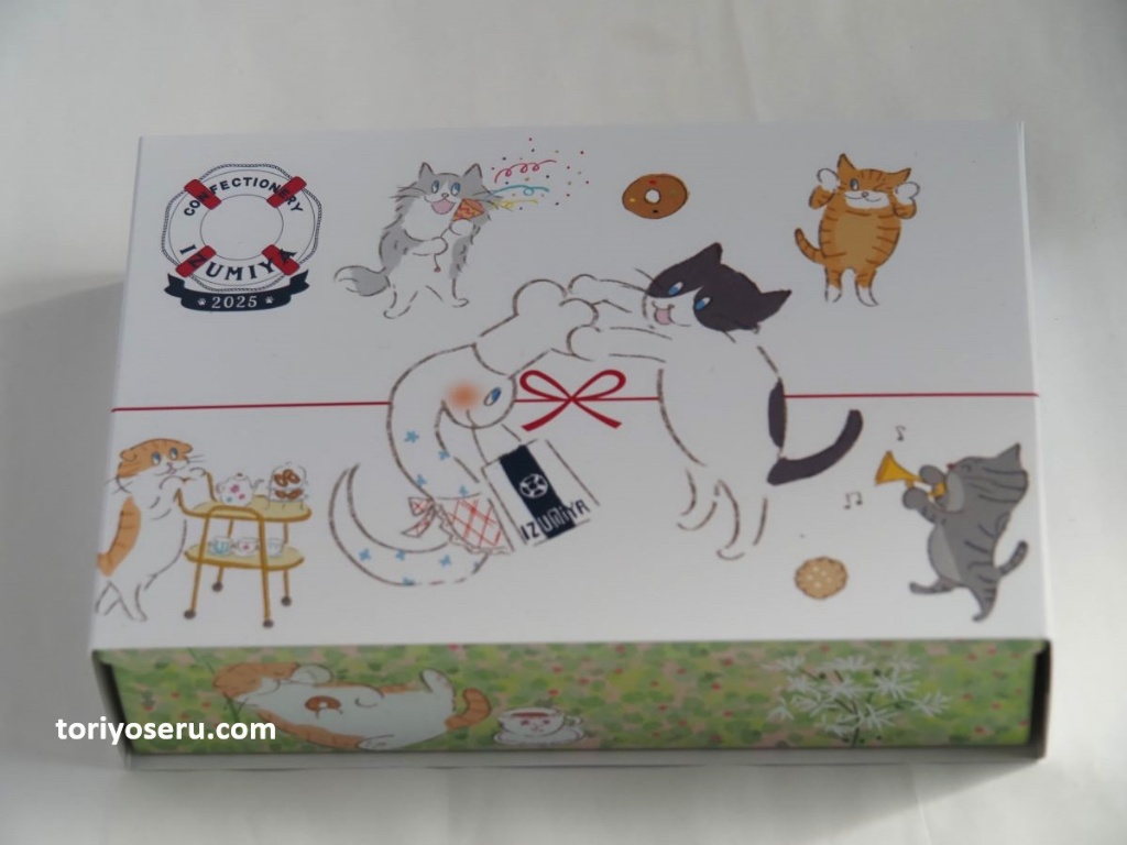 日本?? izumiya 2025 貓咪干支鐵盒餅乾