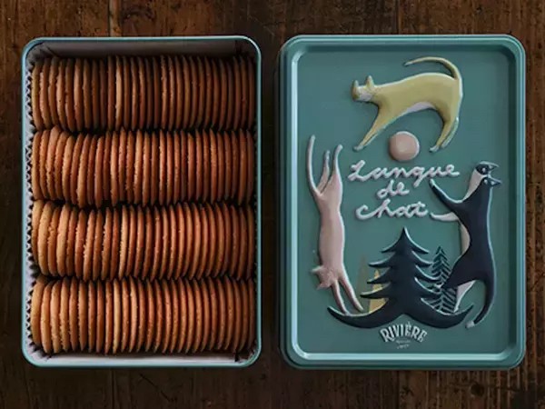 日本??洋菓子店「夏夜裡的貓咪晚風」貓舌餅乾鐵盒