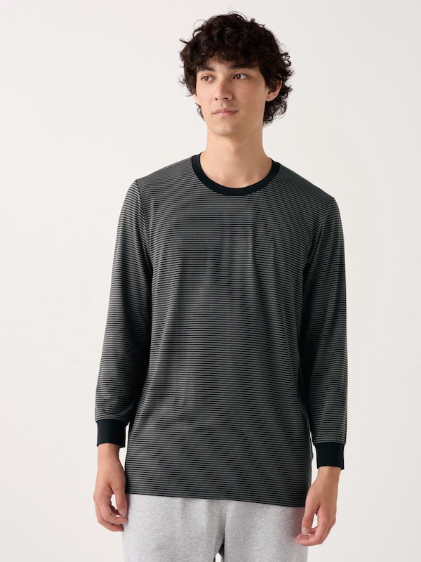 日本??UNIQLO 男款條紋圓領9分袖保暖衣471359