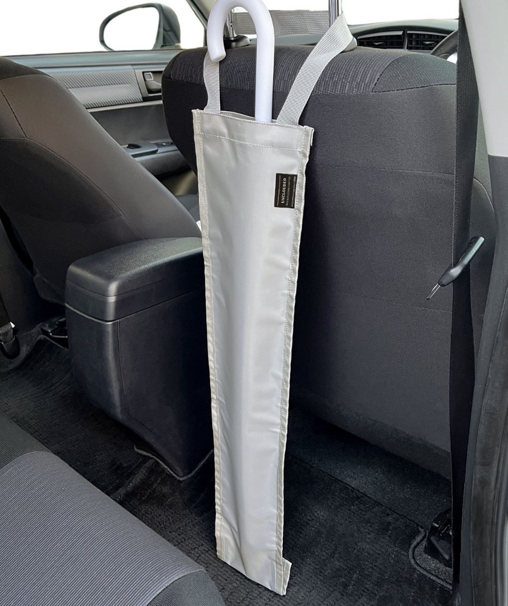 日本??多功能車用可調節雨傘收納袋