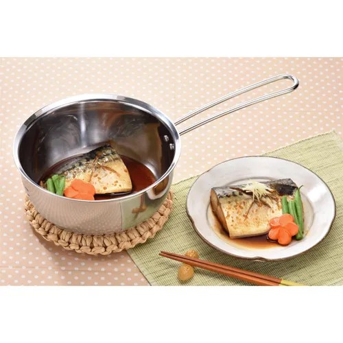 772218日本??不鏽鋼附刻度平底鍋