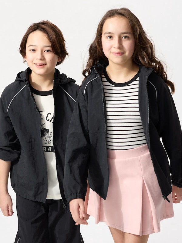 日本 UNIQLO兒童輕量防曬連帽風衣