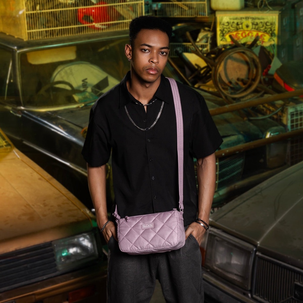 泰國🇹🇭 NaRaYa 泡泡感細版輕盈斜背包