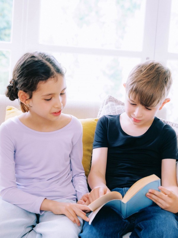 日本🇯🇵Uniqlo HEATTECH 超薄暖 短袖發熱上衣