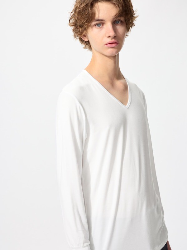 日本🇯🇵Uniqlo 男款HEATTECH 超輕暖發熱 V 領 七分袖T 卹479440